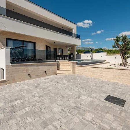 Vikendica Amazing In With Sauna *