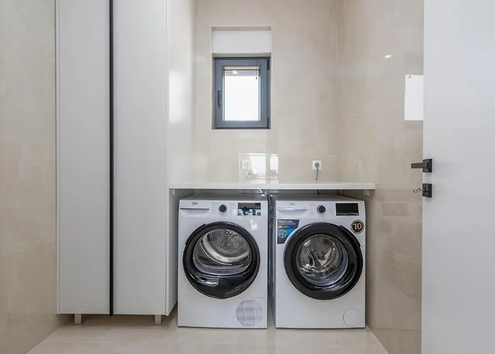 Amazing In With Sauna