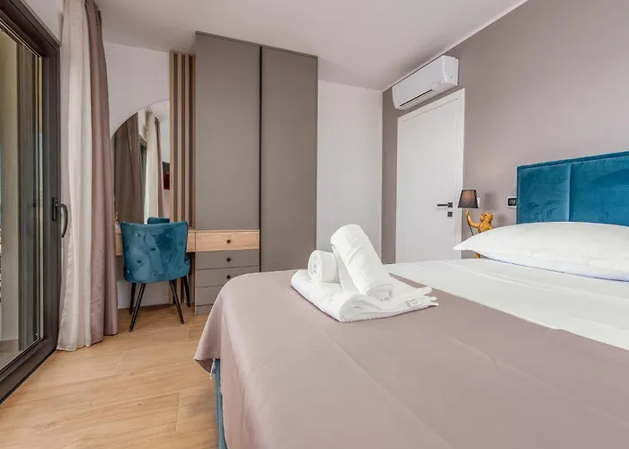 Amazing In With Sauna Maslenica